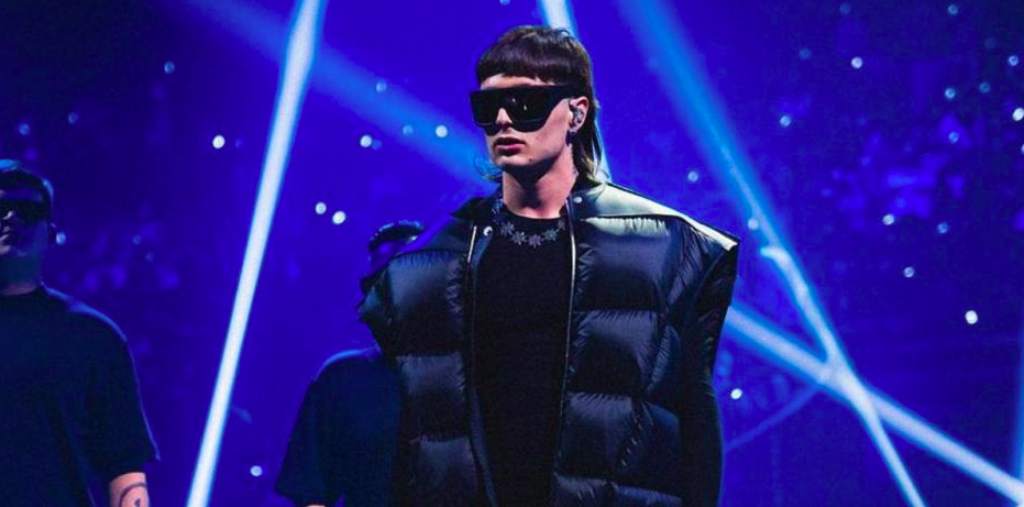 Peso Pluma Tito Doble P En El Centro Del Escenario: Estrellas Mexicanas Llevan Los Corridos Music Global