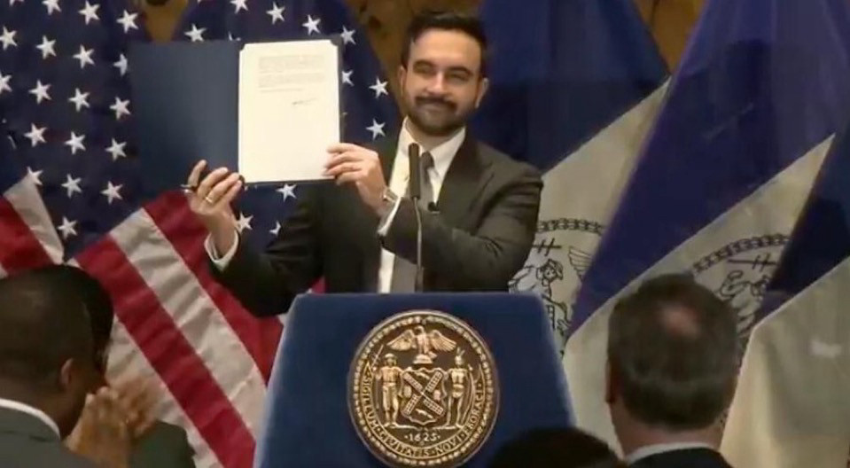 NYC Mayor Mamdani Signs Executive Order Against ICE Intrusion, Warrantless Entry